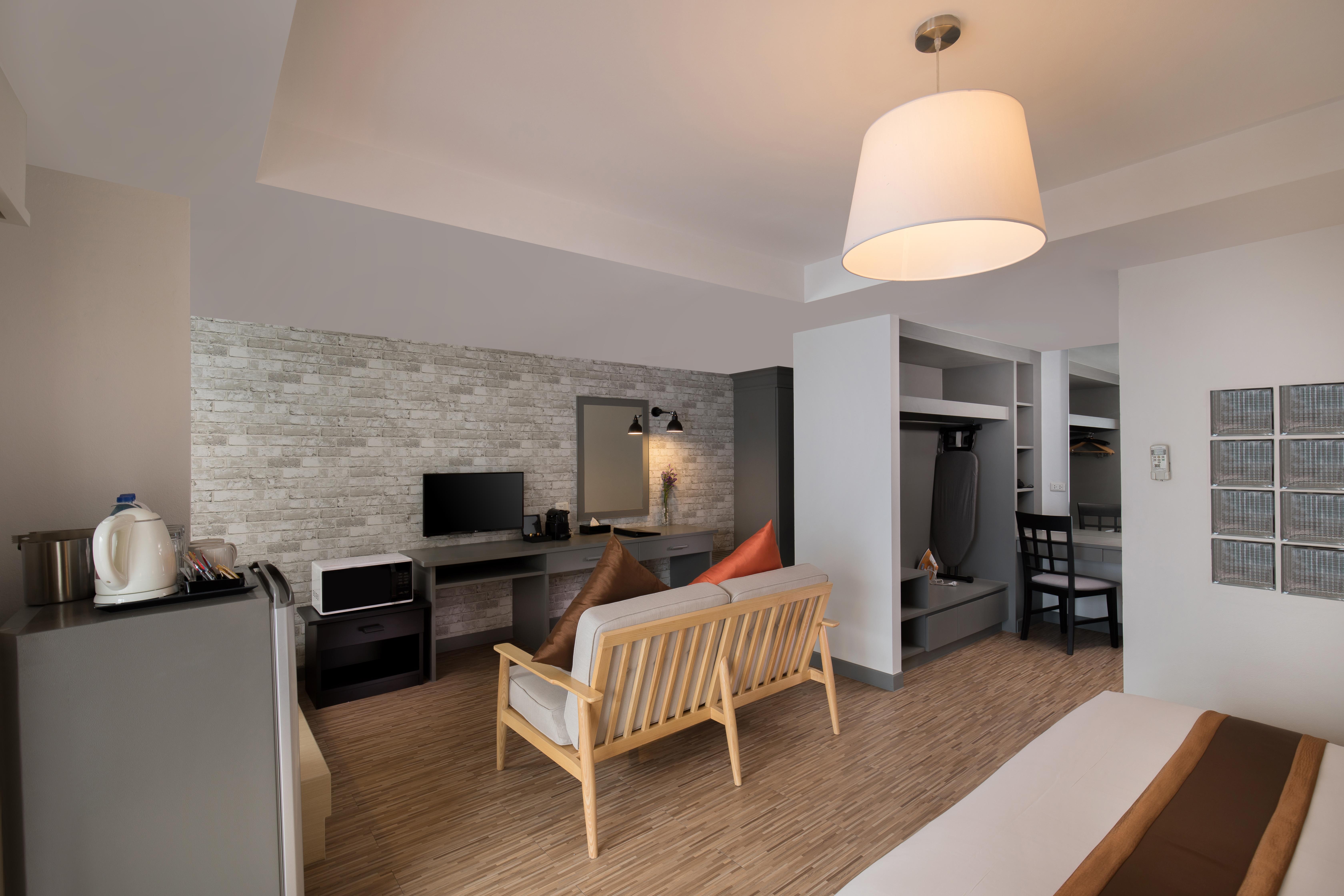 Journeyhub Pattaya Central Extérieur photo