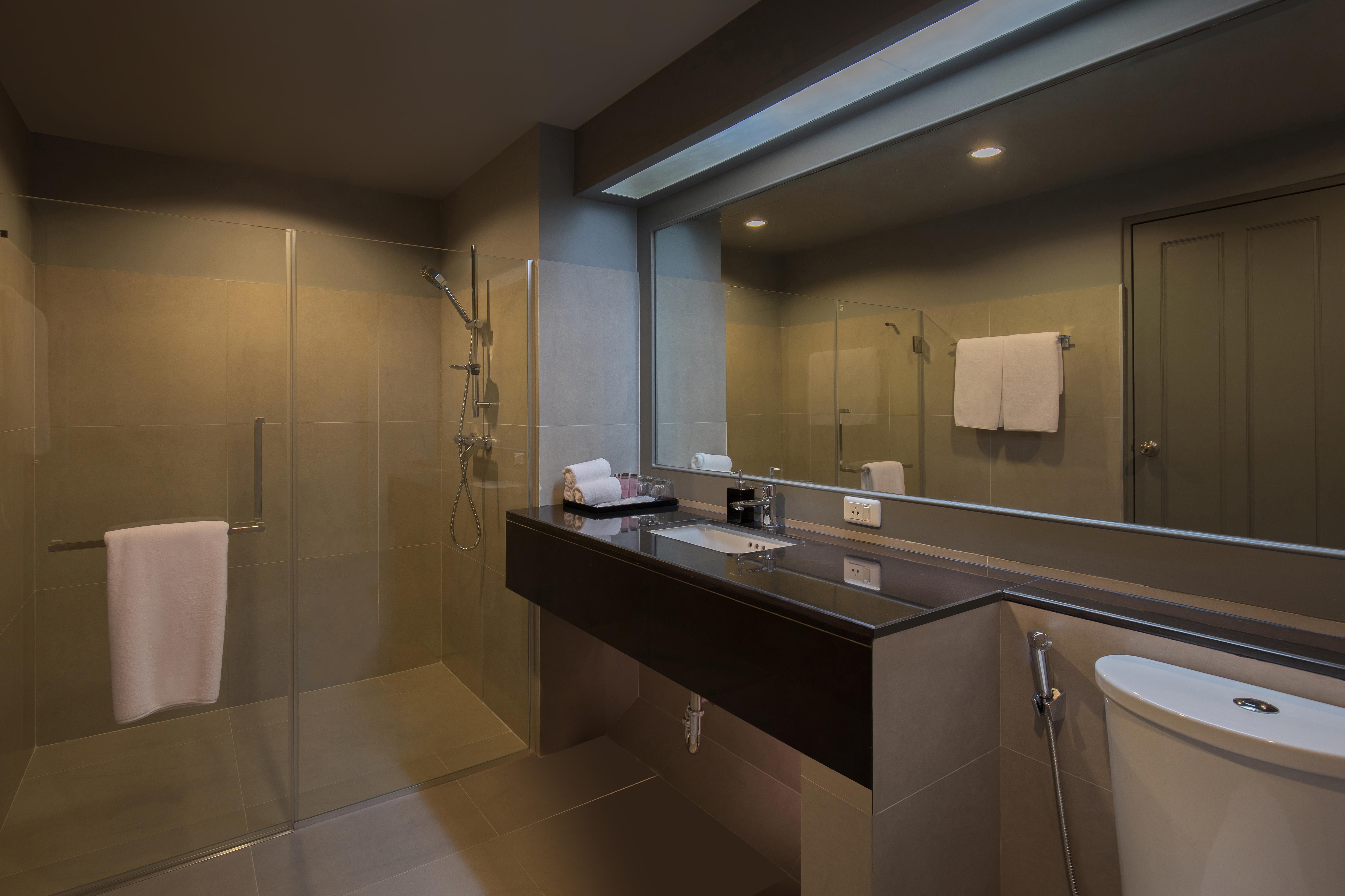 Journeyhub Pattaya Central Extérieur photo