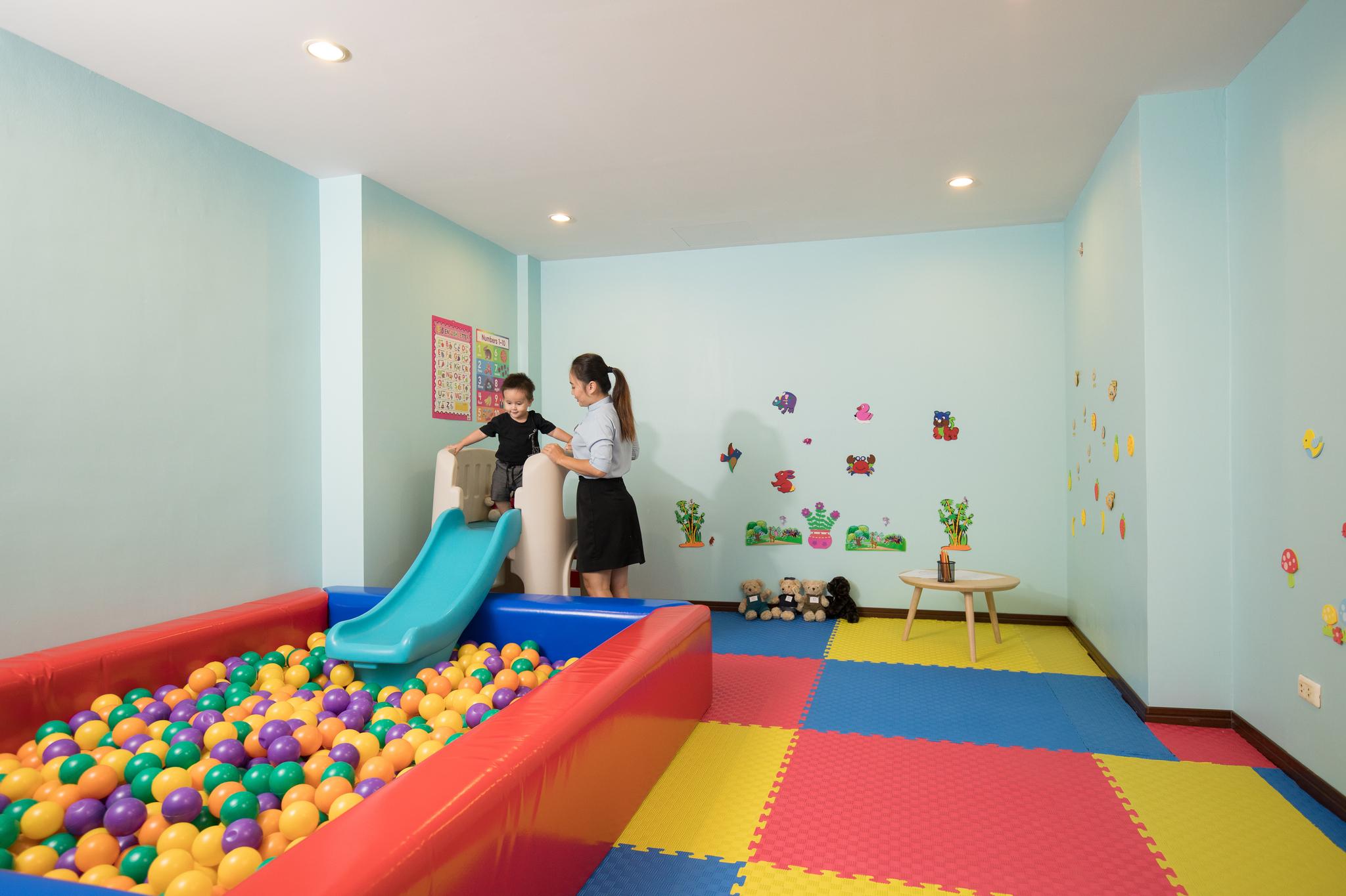 Journeyhub Pattaya Central Extérieur photo
