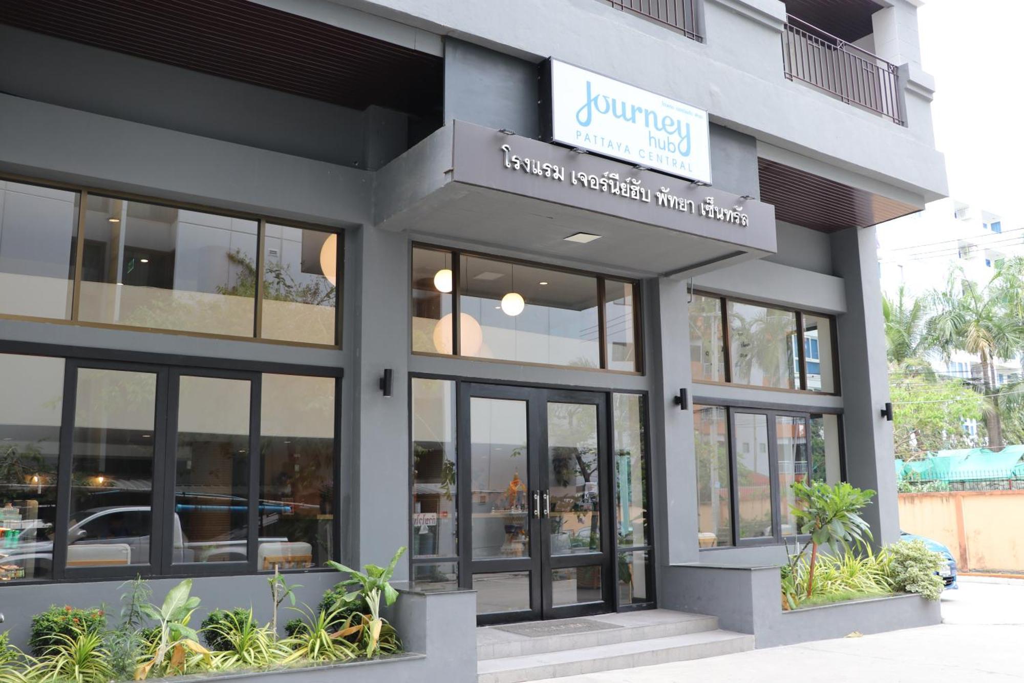 Journeyhub Pattaya Central Extérieur photo