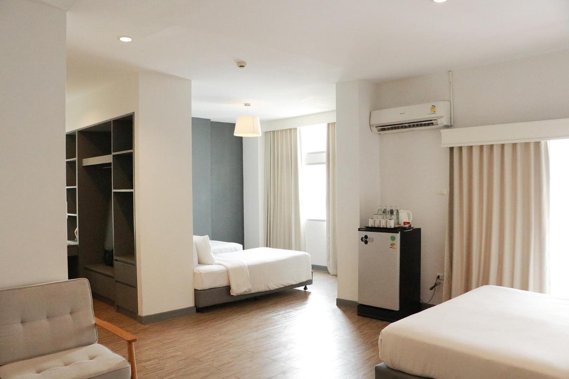 Journeyhub Pattaya Central Extérieur photo