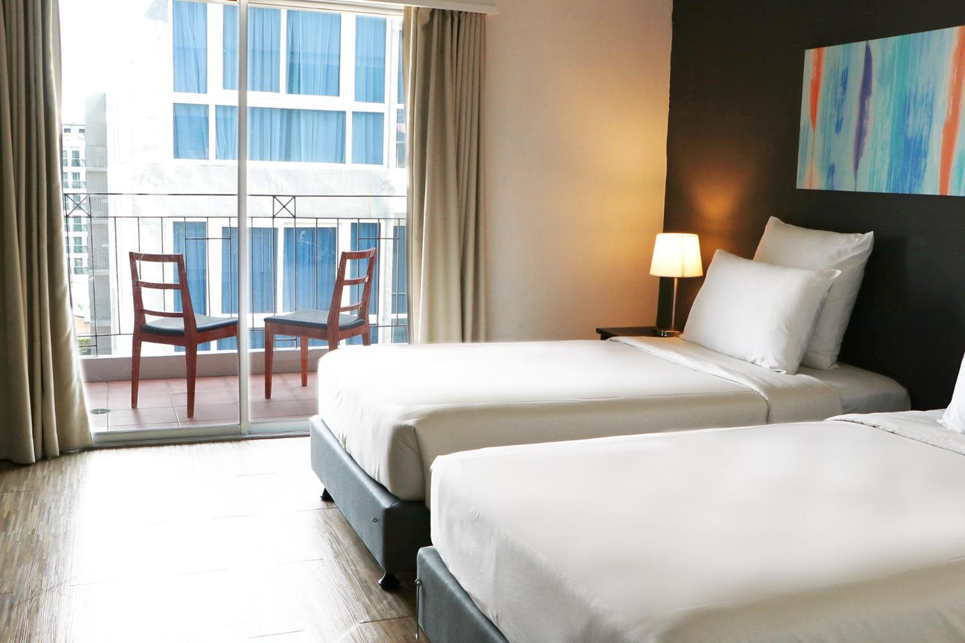 Journeyhub Pattaya Central Extérieur photo